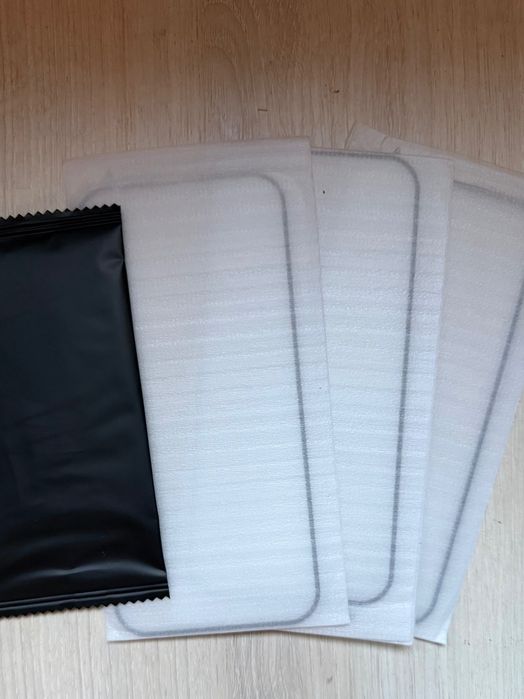 Скло захисне на iPhone 16pro