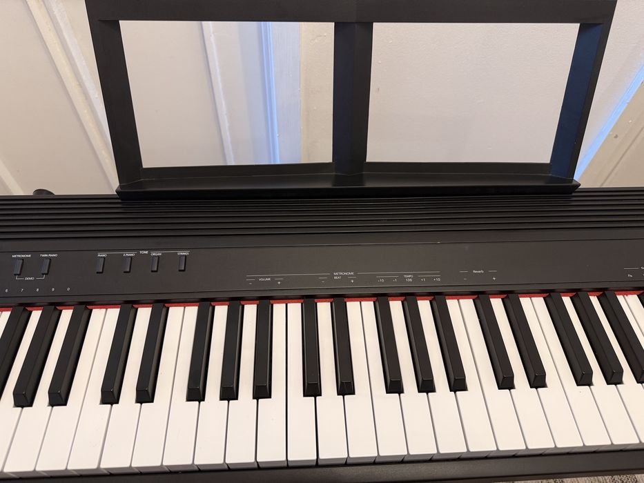 Piano Digital Roland GO:PIANO 88 (88 Teclas) + Extras