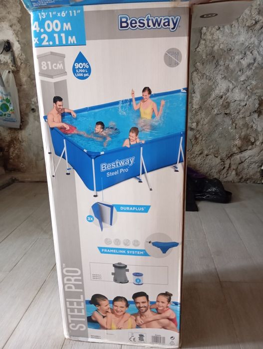 Piscina com pouco uso