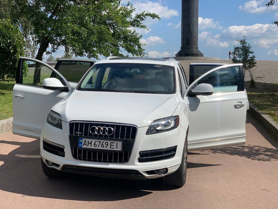 Audi Q7 3.0 TFSI Quattro • 2015 • Хороша комплектація •