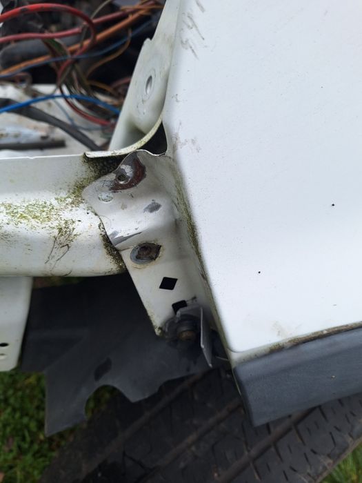 Крило renault master 2