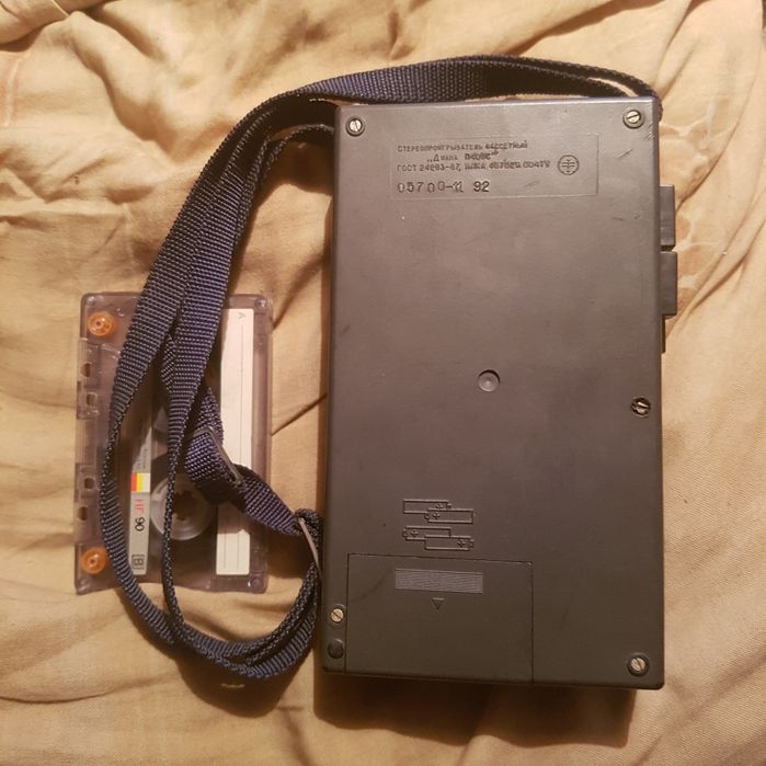 Магнитофон стереопроигрователь кассетный