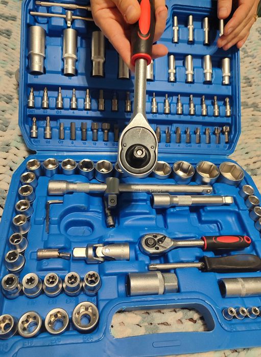 Набір інструментів 108 предметів у кейсі Набір ключів для авто сталь