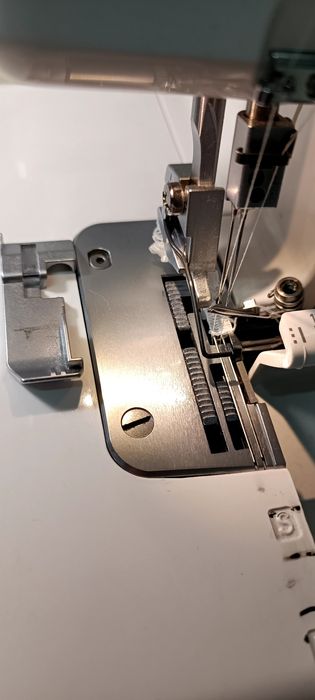 Оверлок побутовий