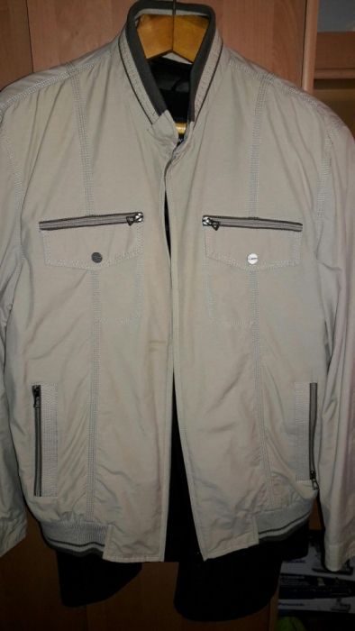 Куртки фирменные 54-56р.