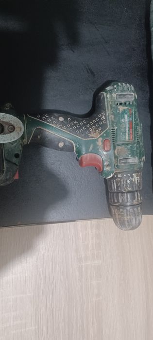 Шуруповерт dwt  на запчасти