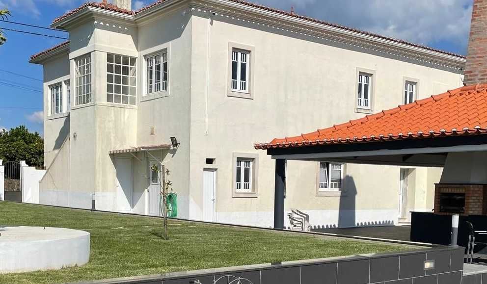 Vendo Janelas com Vidro Duplo e Portas de Alumínio – Montadas à 4 anos
