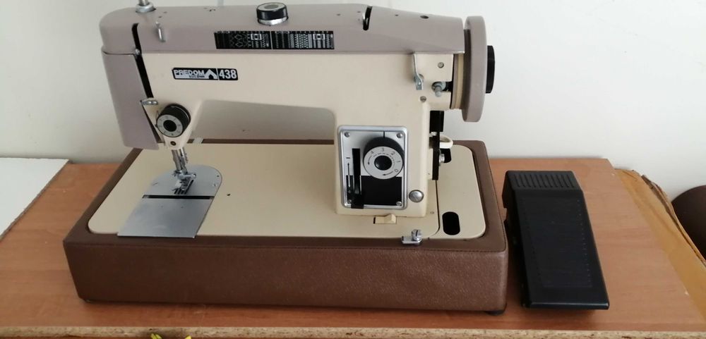 Maszyna do szycia łucznik 438 predom