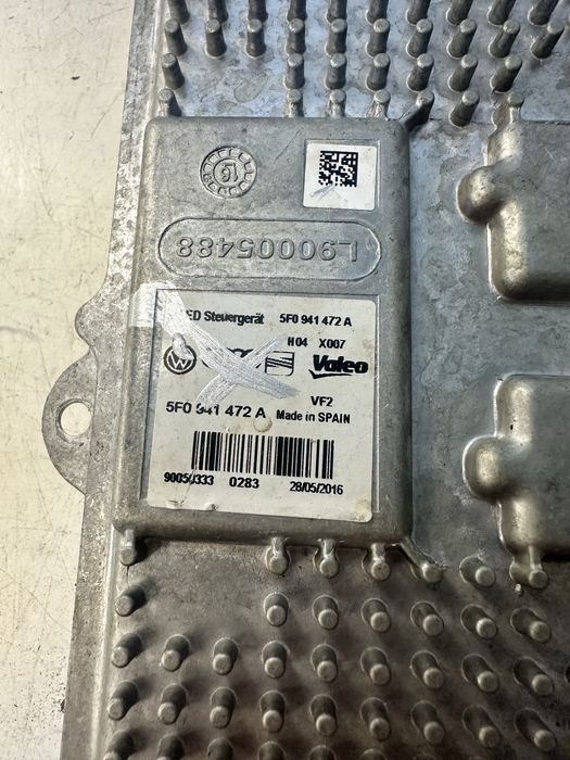 Блок фари Volkswagen E golf 7 2014-2017 рік 5F0941472A