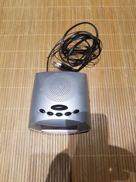 Radio despertador MONEX UNI-1107