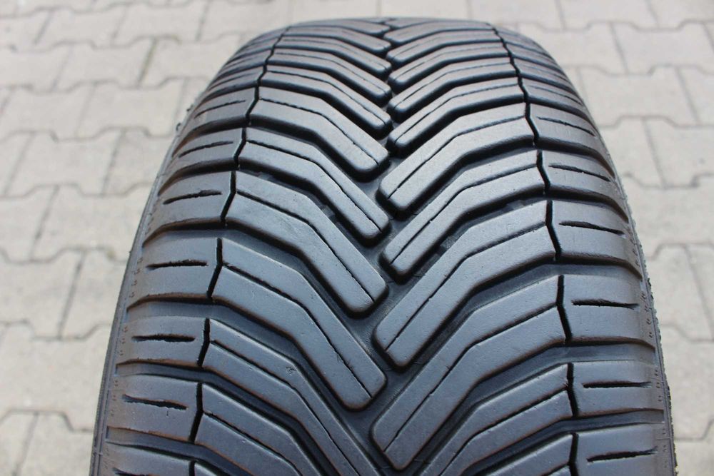 Opona całoroczna 205/55/16 Michelin CrossClimate 94V