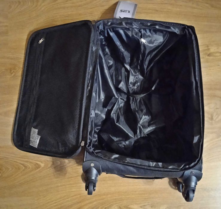 Знижка ! Чемодан, валіза U.S. Traveler Aviron Bay. Оригінал. З США