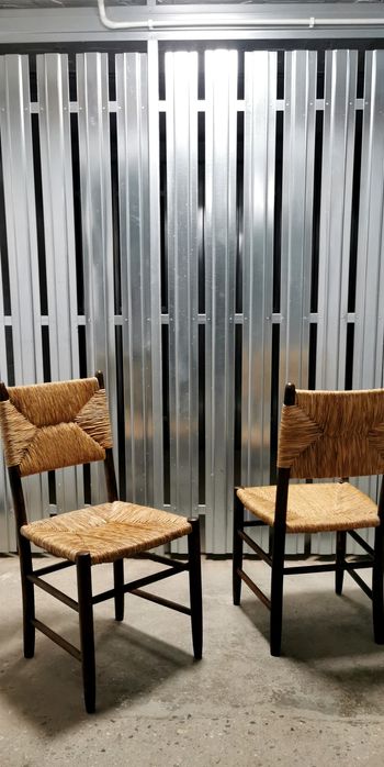 Krzesła insp.Bauche nr 19, proj. Charlotte Perriand, Francja 60'