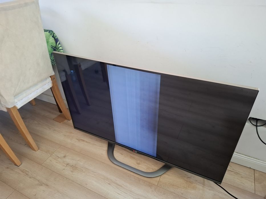 Telewizor LG LED Plus, 47", Full HD IPS 400HZ MCI Smart TV, Cinema