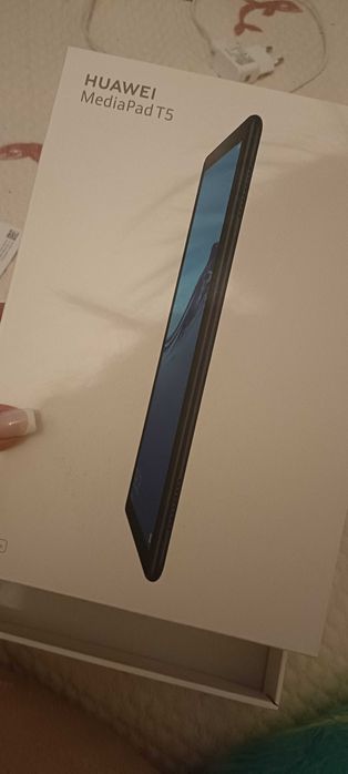 Tablet HUAWEI MediaPad T5 (10.1'' - 32 GB - 3 GB RAM - Wi-Fi - Preto)