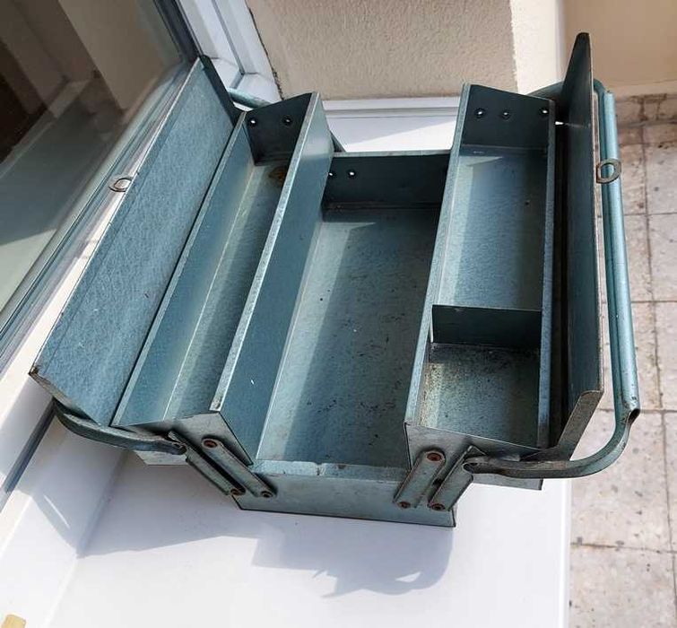 Skrzynka narzędziowa rozkładana metalowa PRL