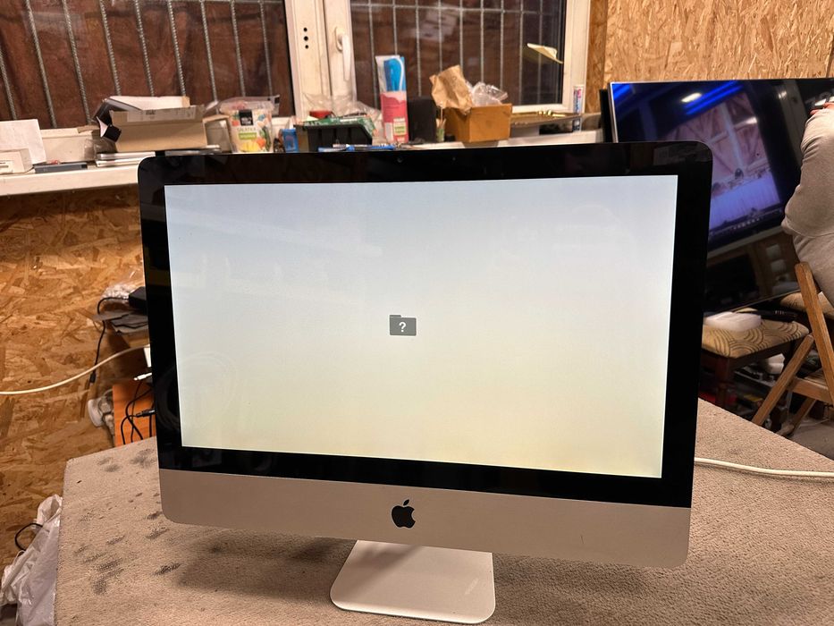Komputer Apple iMac A1311 21.5'' Intel i5