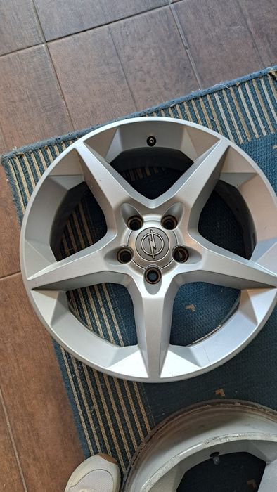 Jantes opel  17  5×110 (apenas 3jantes)