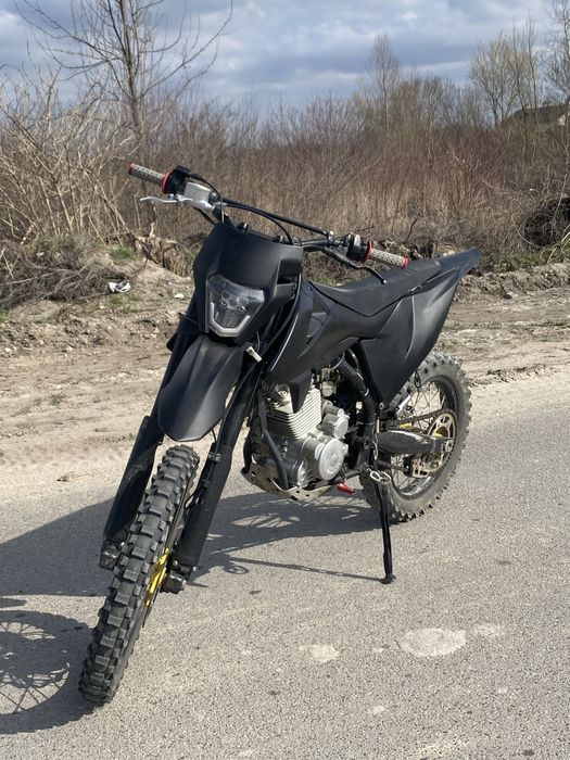 Продам кові адванс 300