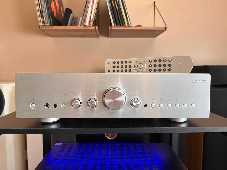 Wzmacniacz Cambridge Audio Azur 650