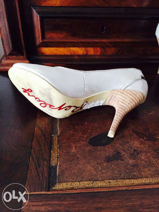 Sapatos salto alto Replay