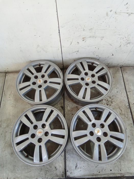 i522 Felgi Aluminiowe Aveo T300 5X105 15X6J