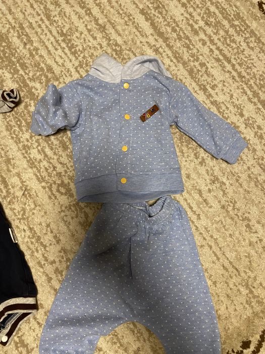 Дітячі вещі в гарному стані