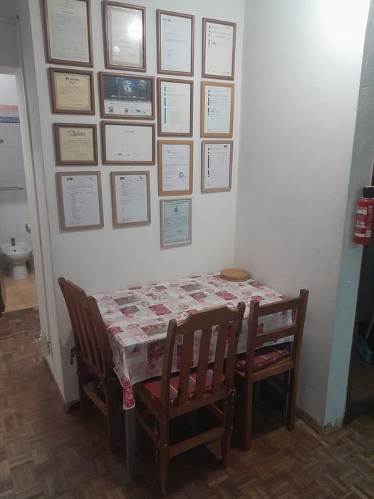 Alugo quarto para uma pessoa em Santarém