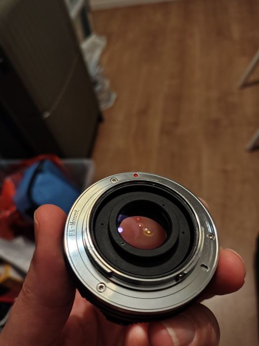Objetiva manual 7artisans 35mm F1.2 para fuji