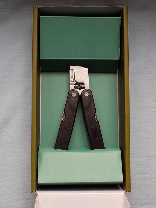 Sekator ogrodowy Multi - Tool .Nóż, piła, korowanie, korkociąg i inne.