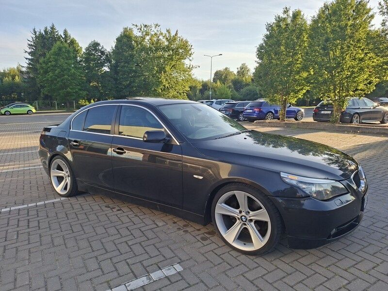 BMW 5 серія продаем
