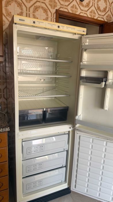 Frigorifico combinado Bosch 2 motores independentes