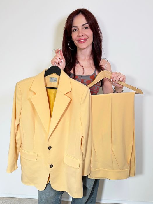 Костюм жовтий від Gepur