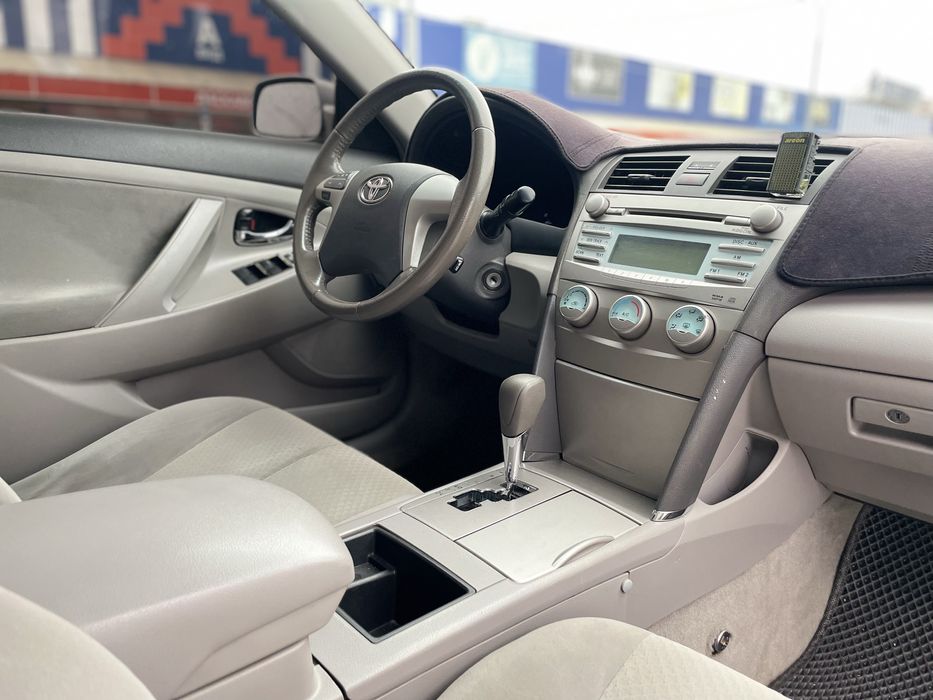 Продам Toyota Camry 2.4 Газ/Бензин Автомат