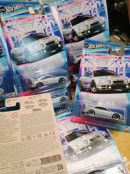 Hot Wheels 95  toyota celica GT four mowy resorek autko