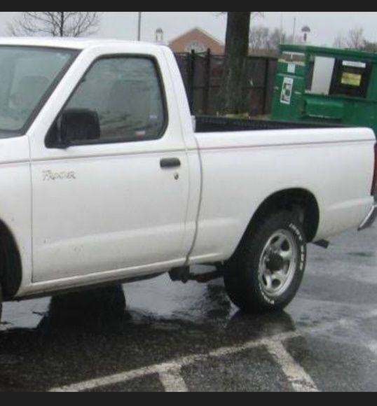 Carroçaria metálica Nissan pick up d22