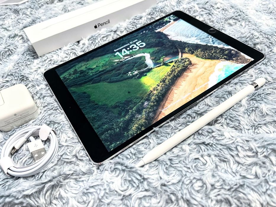 IPad Pro 10.5 (256 gb) 120 Герц + стекло! A1701