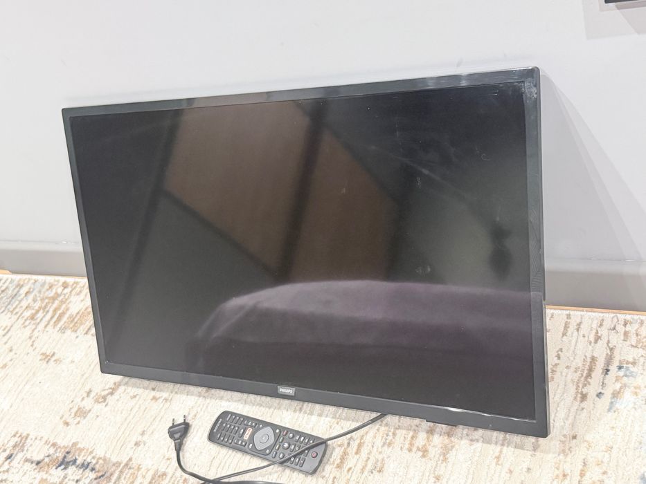 Телевізор Philips 32PFS5803/12
