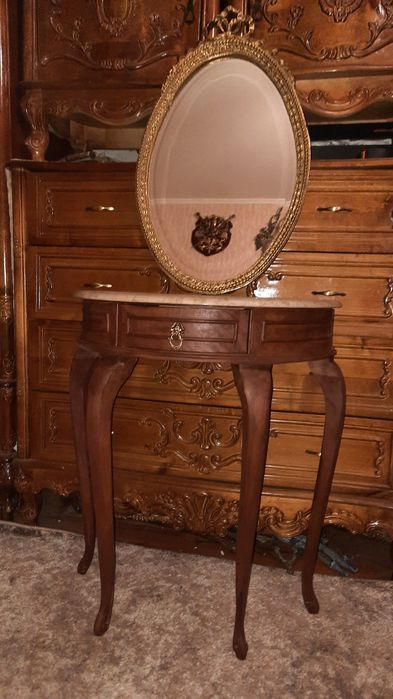 Зеркало бронзове з столиком