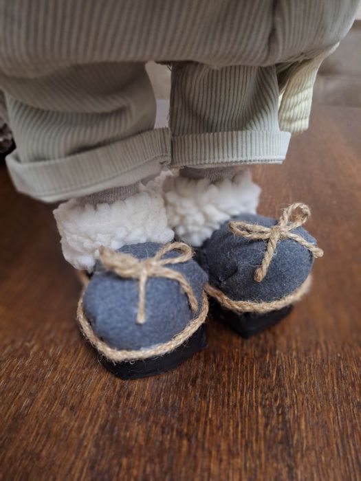 новорічний Скандинавський  Гном на подарунок, прикраса