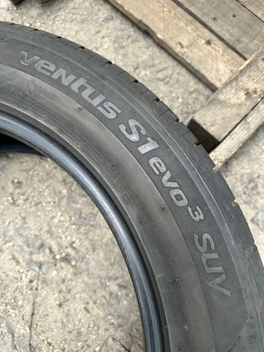 Шини 235 55 19 105W XL Hankook Ventus S1 Evo3 SUV комплект