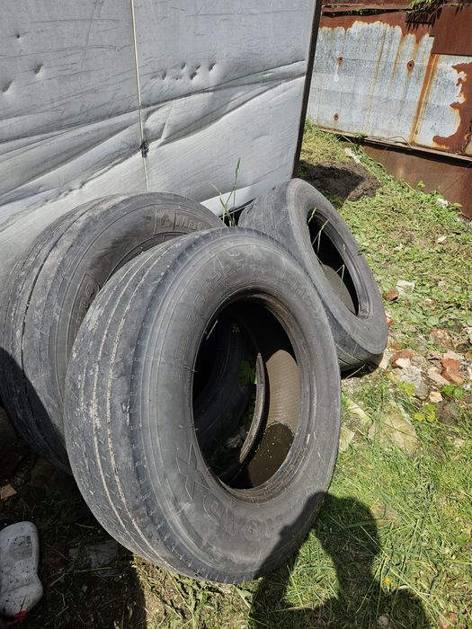 Шини Колеса від фури