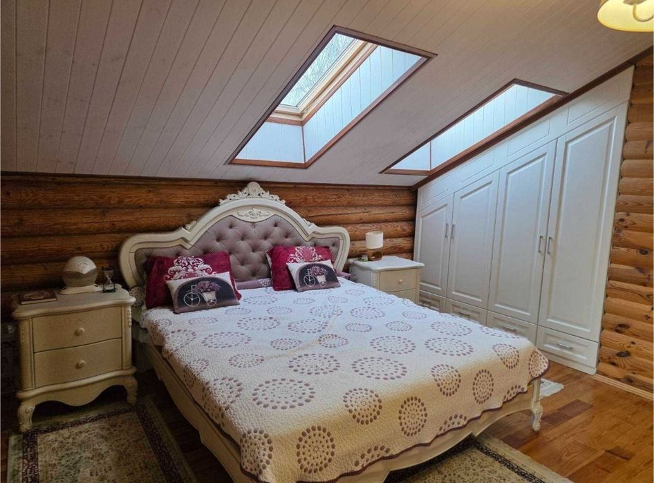 Нові Петрівці продаж будинку зруб 185 м кв 8соток