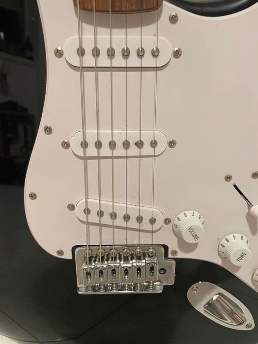 Guitarra eletrica, Fender SQUIER com amplificador