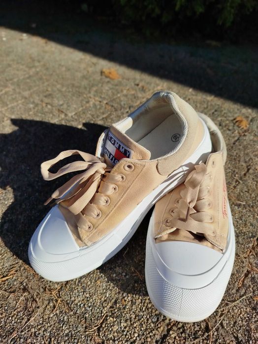 Stylowe półbuty damskie