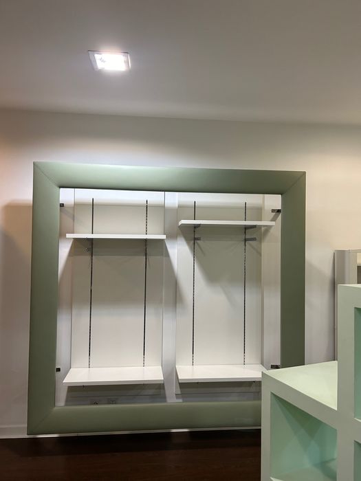 Paineis expositores loja