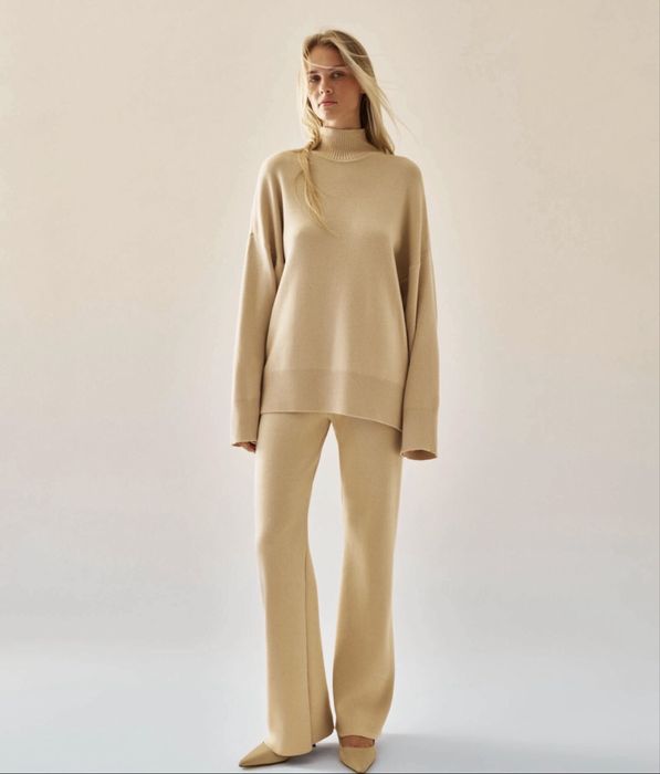 Затишний та стильний костюм