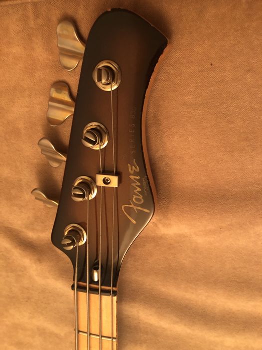 Gitara basowa Fame by Hondo