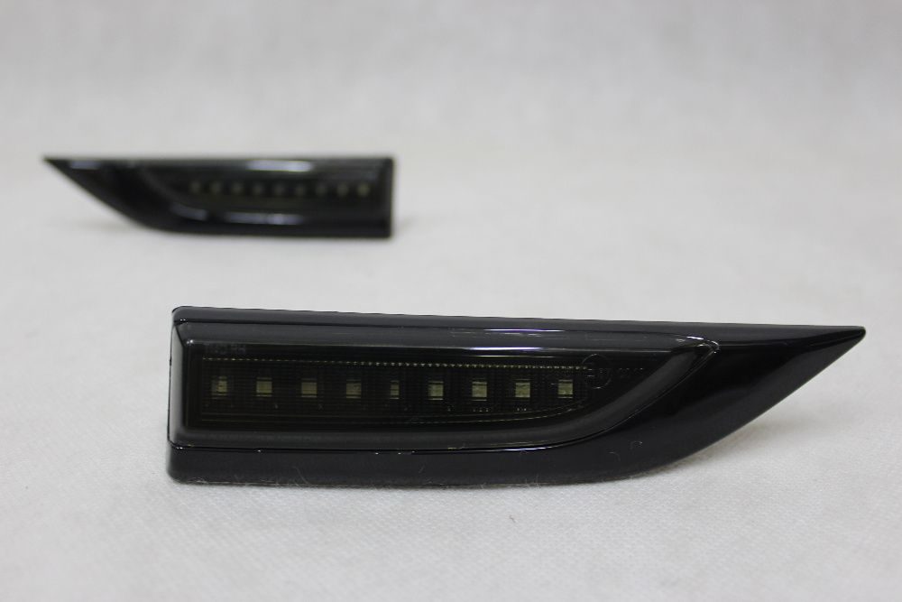Kierunkowskazy boczne błotnik VW T6 15-19 LED DYNAMICZNE SMOKE BLACK !