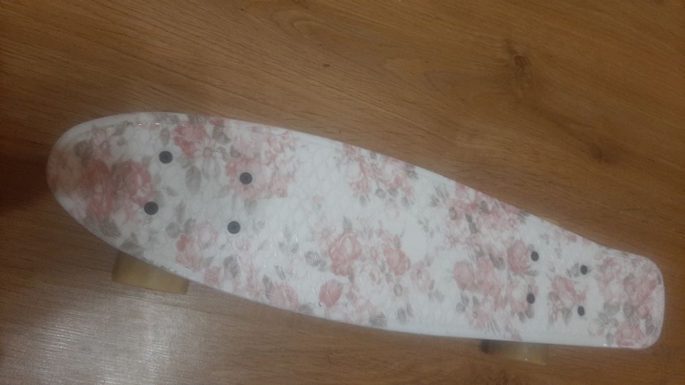 Скейт красивый для девочки